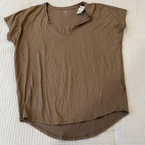 NWT Express nude tan relaxed short sleeved t-shirt size XXS